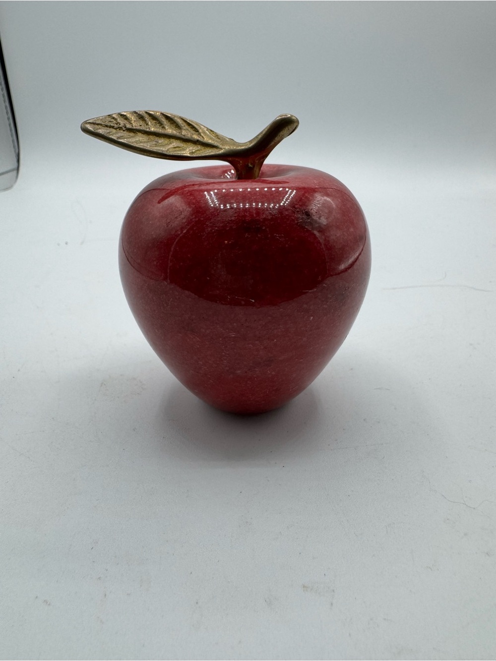 Vintage Red Polished Alabaster Marble Stone Apple Brass Stem & Leaf Paperweight